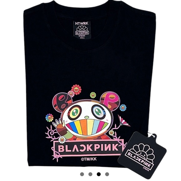 BLACKPINK Takashi Murakami Pandakashi Logo T-Shirt NWT's UnisexLarge